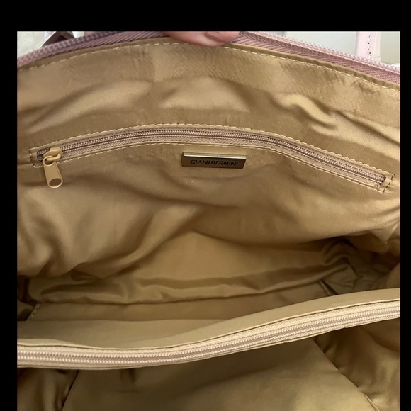 Giani Bernini Rose Nappa Satchel New With Tags Pockets Hand And Shoulder Straps - Picture 4 of 15